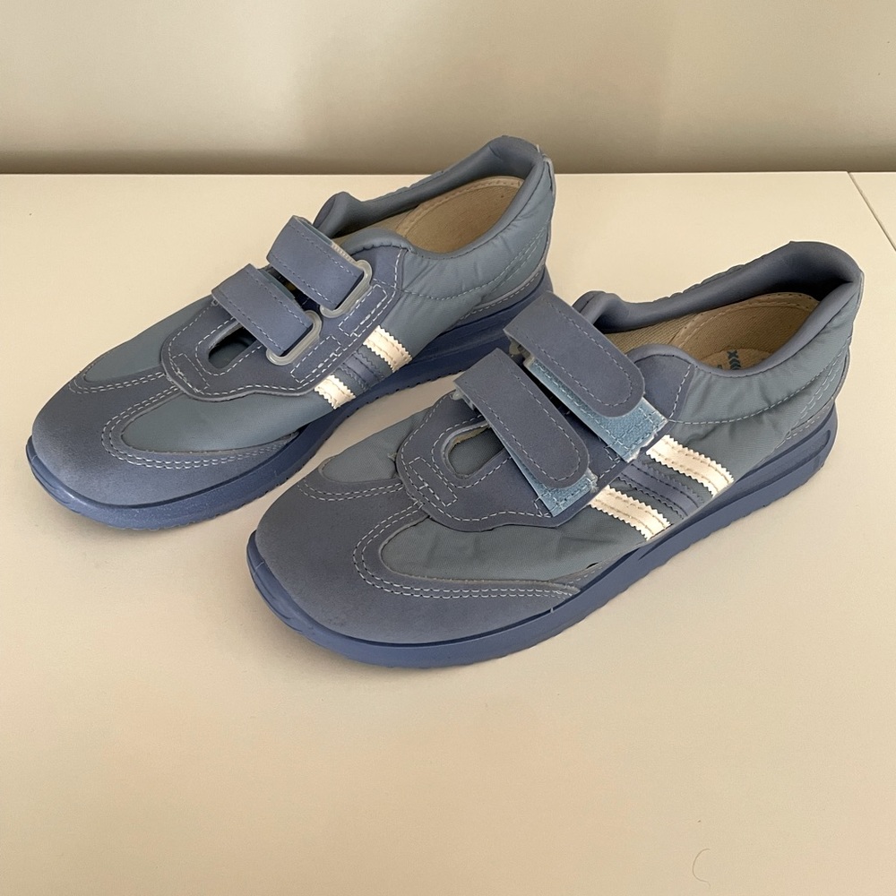 Vintage Trax training shoes